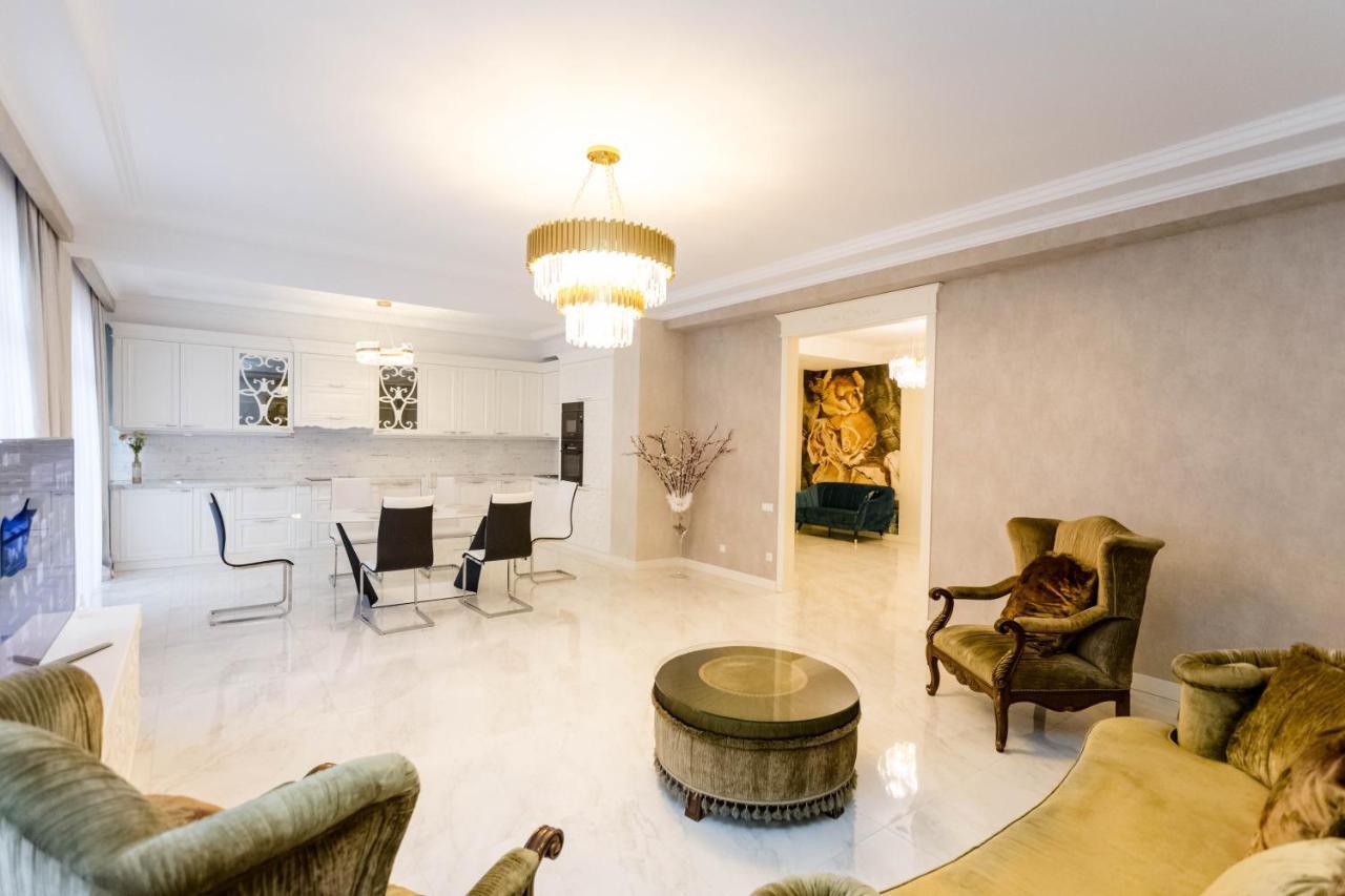 Rustaveli Residence I Tbilisi Eksteriør billede